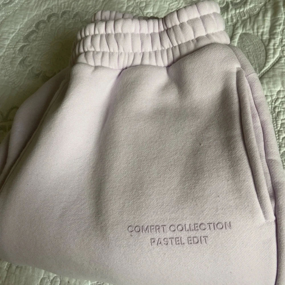 PASTEL PINK ultra soft Comfort sweatpants - Picture 6 of 11